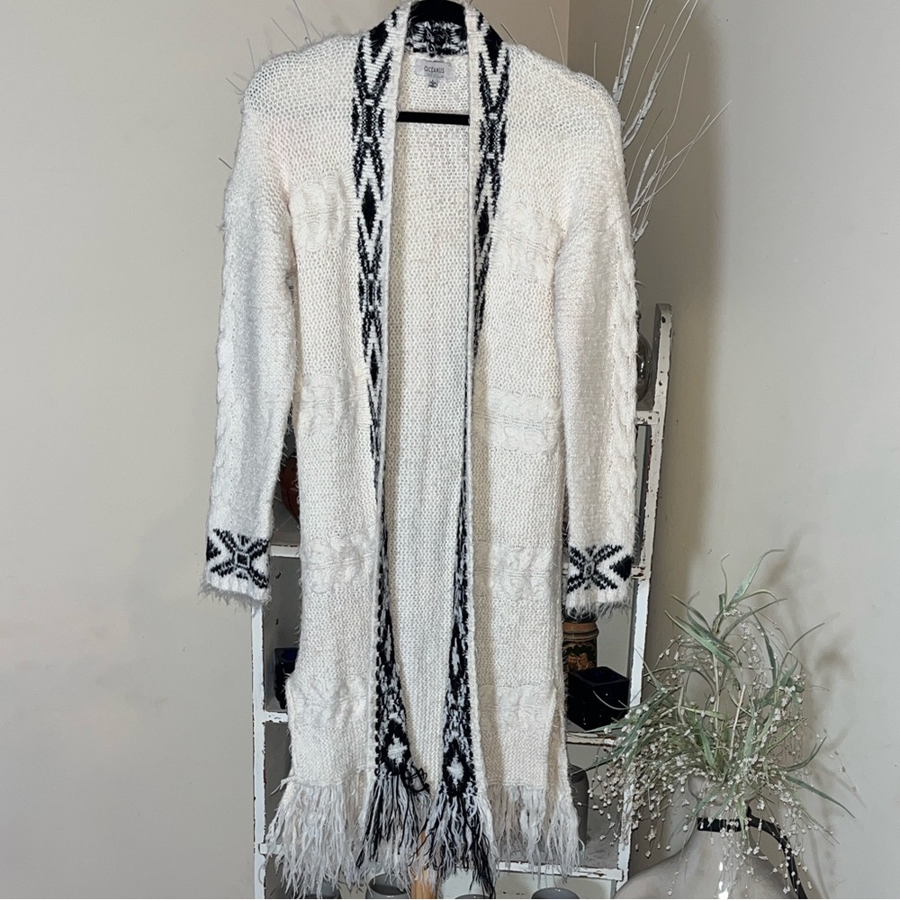 Oceanus Cozy Ivory/Black Open-Front Cardigan. Angora-like feel w/aztec trim.